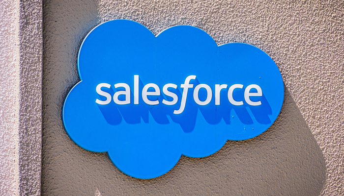 Salesforce is considering buying Slack Technologies