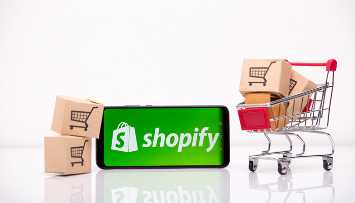 Shopify expands the relation with Google and Facebook